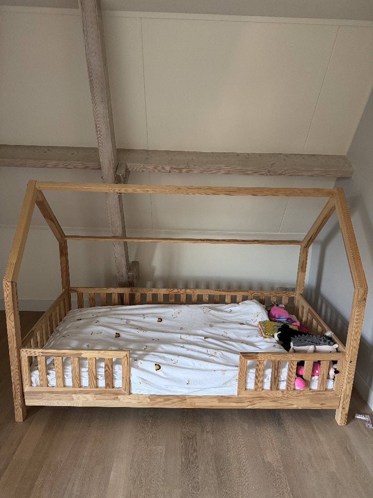 Petit Puk - House bed NOLITA (90 X 190) incl. matras, Kinderen en Baby's, 85 tot 100 cm, Gebruikt, 180 cm of meer, Ophalen
