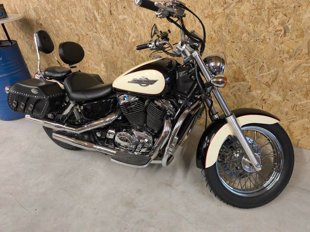 Honda Shadow 1100 Nieuwstraat., Motoren, Motoren | Honda, Cardan-aandrijving, 2 cilinders, Particulier, Meer dan 35 kW