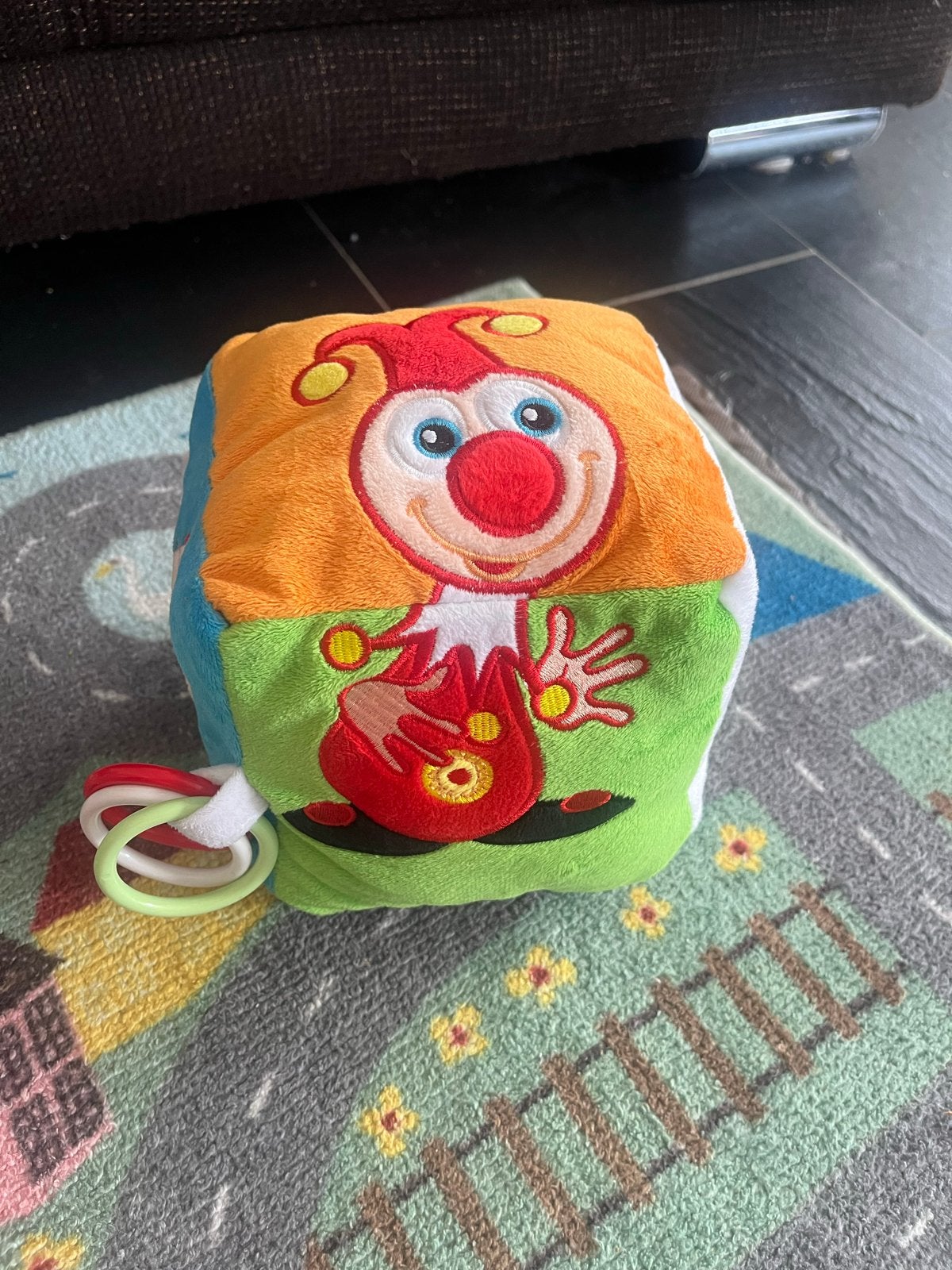 Zachte Speelkubus met Spiegeltje en Rammelaars, Ophalen of Verzenden, Gebruikt, Overige typen, Met geluid