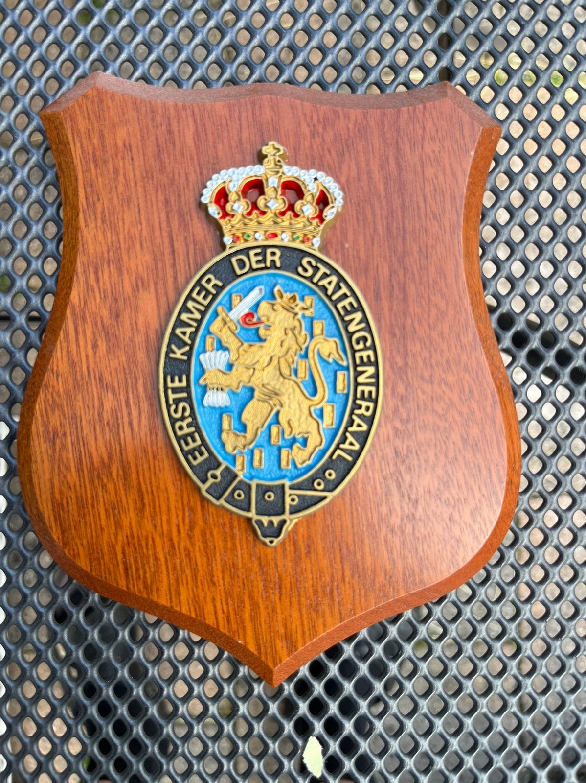 Wapenschild Eerste Kamer der Statengeneraal, Ophalen of Verzenden, Overige soorten, Nederland, Embleem of Badge