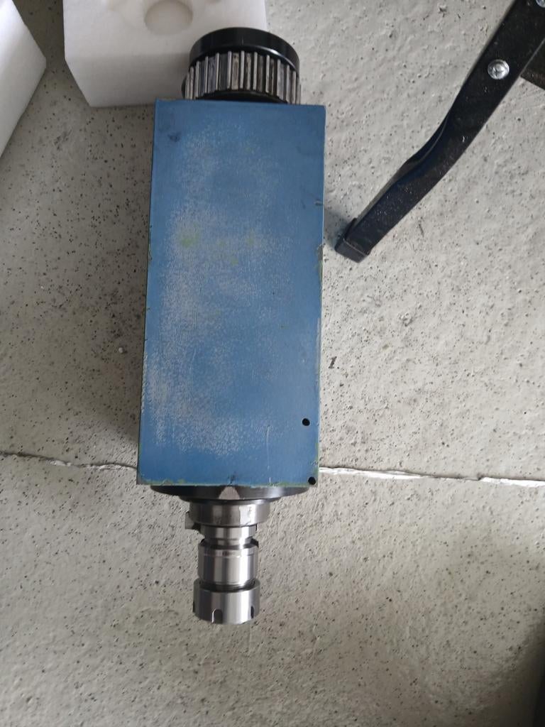 ISO 30 CNC Spindel - Lagers goed, klemming defect, Ophalen