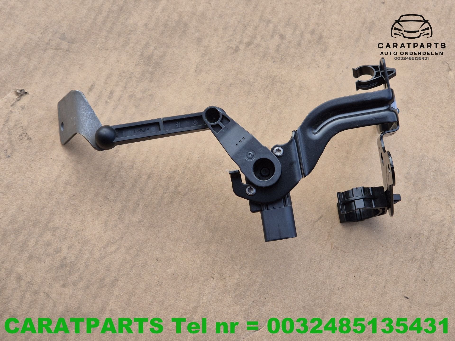 7T0941273A Multivan niveausensor multivan hoogte sensor T7, Gebruikt, Volkswagen, Volkswagen AG, Berliner Ring 2
38440  Wolfsburg, DE