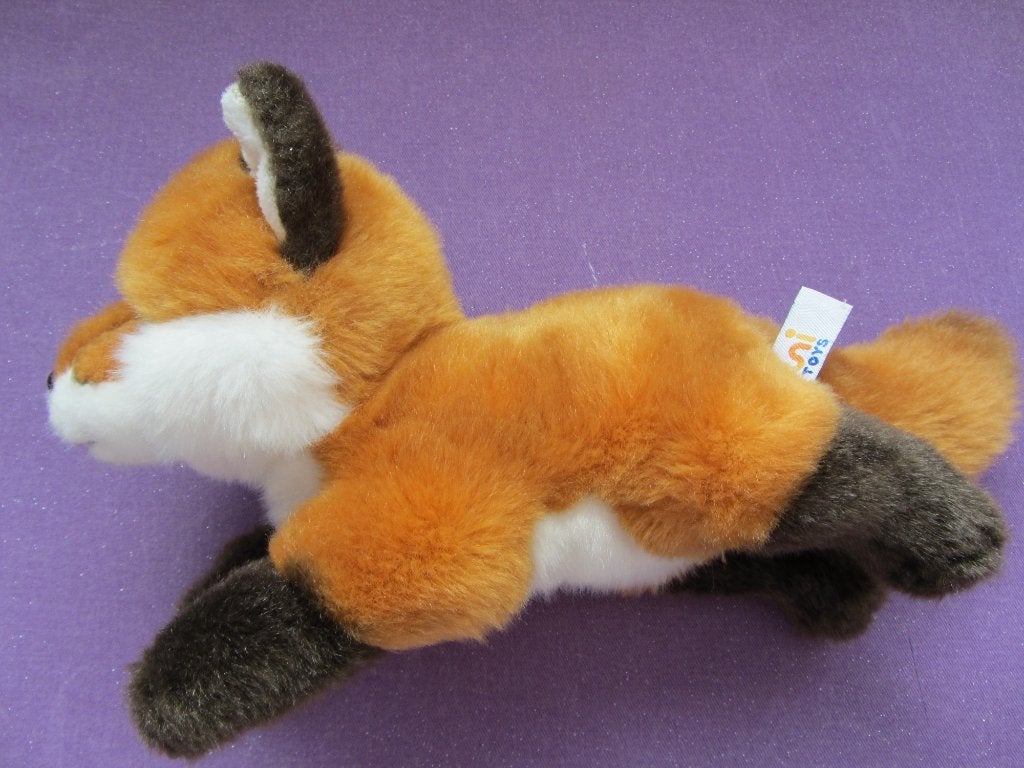 UNI-TOYS Knuffel RODE VOS UIT 2010. LIGGEND 26 CM **Nieuw**, Kinderen en Baby's, Speelgoed | Knuffels en Pluche, Overige merken