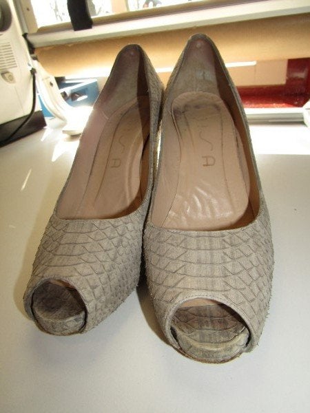 F1457 UNISA 41 pumps beige snake slangenleer open teen leder, Pumps, Verzenden, Beige, Zo goed als nieuw