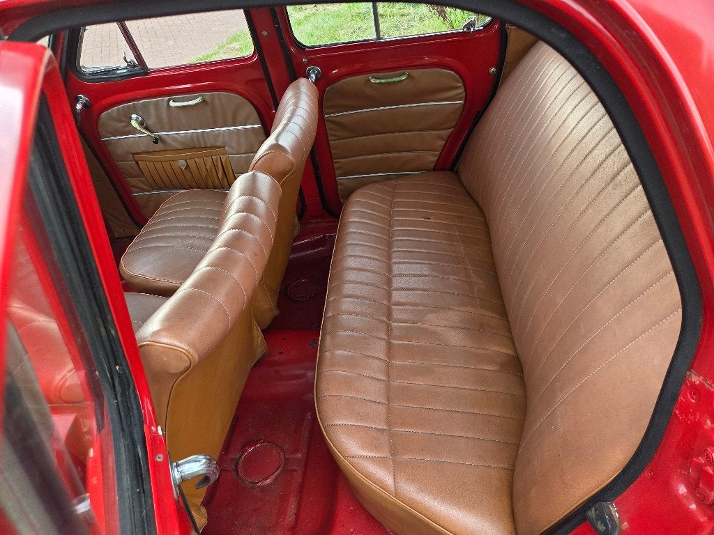 Renault Dauphine 0.8 1965 Rood, foto 6