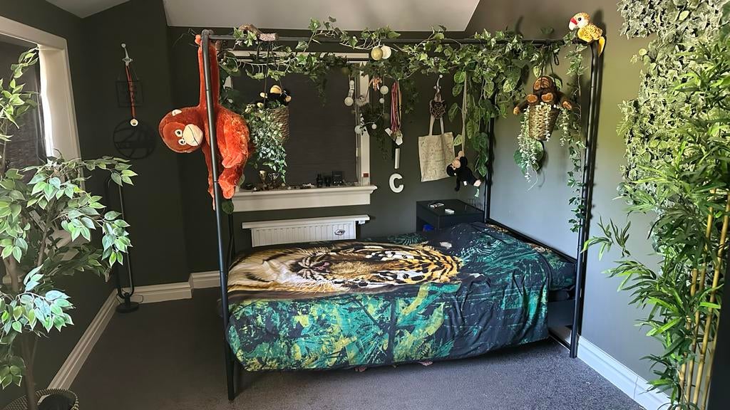 Slaapkamer jungle thema bed en kast, Binnen, Kunstplant, Overige materialen, Zo goed als nieuw