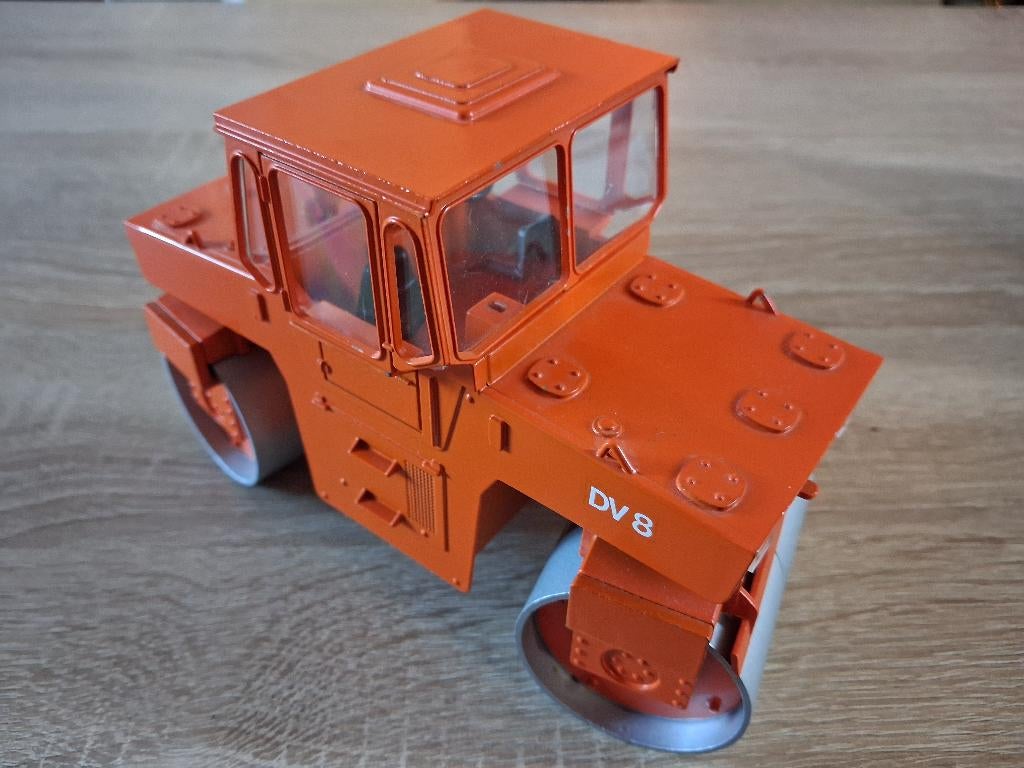 Hamm wals  DV 8, Hobby en Vrije tijd, Modelauto's | 1:50, Ophalen of Verzenden, Nieuw, Overige typen, Overige merken