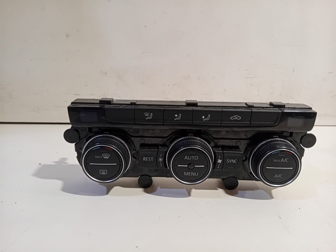 Bedieningspaneel kachel Volkswagen Passat, Onderdelen@venauto.nl, Van der Ven Autorecycling B.V., Gebruikt, Ettenseweg 76, 4706 PB Roosendaal, The Netherlands