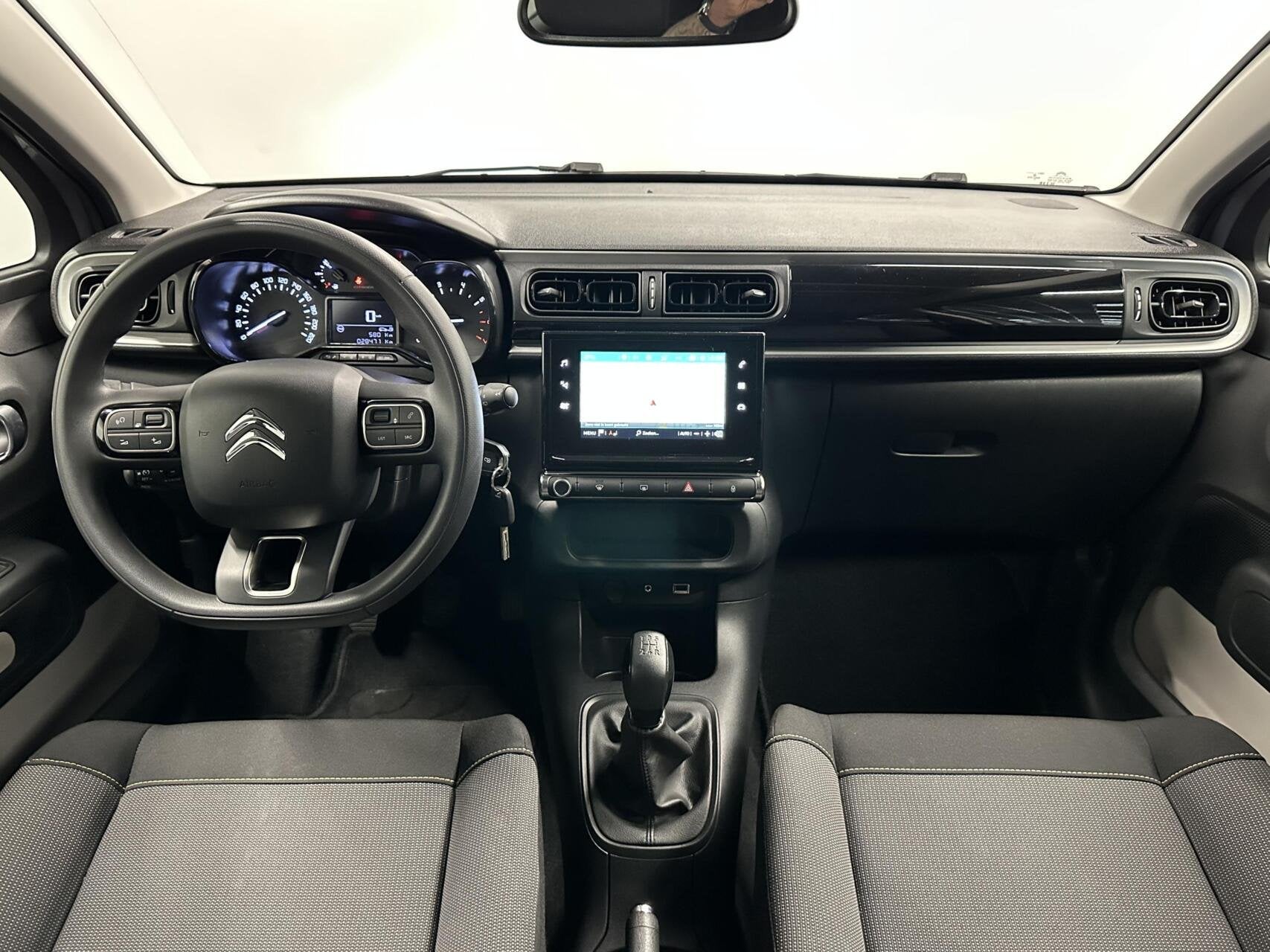 Citroen C3 1.2 PureTech ELLE CARPLAY NAVI CRUISE 28000 KM., Auto's, Citroën, 83 pk, Euro 6, 1199 cc, Met garantie (alle)