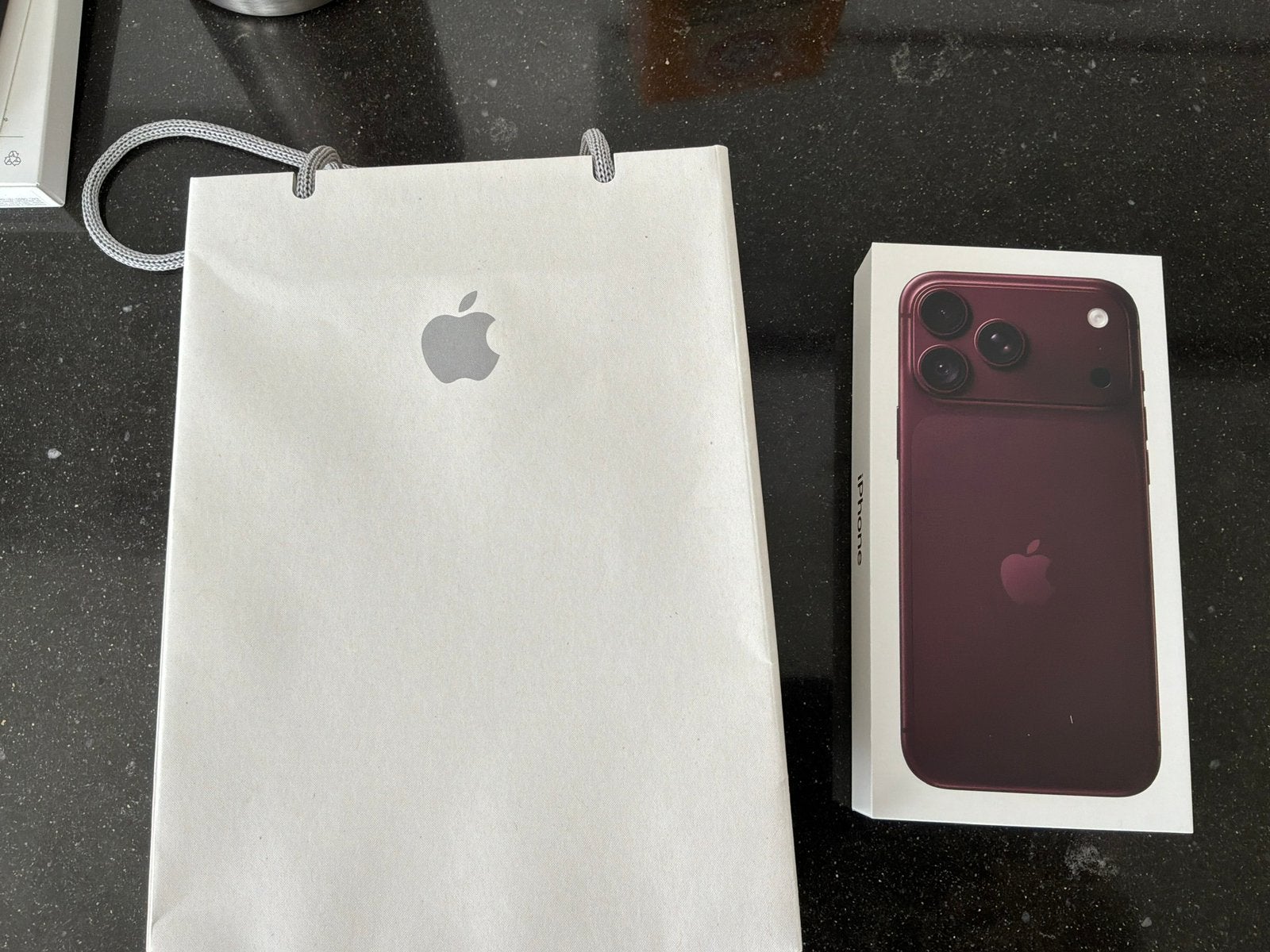 APPLE IPHONE 18 PRO MAX | NIEUW IN SEAL | incl. factuur, Overige modellen, Nieuw, Zonder simlock, Rood