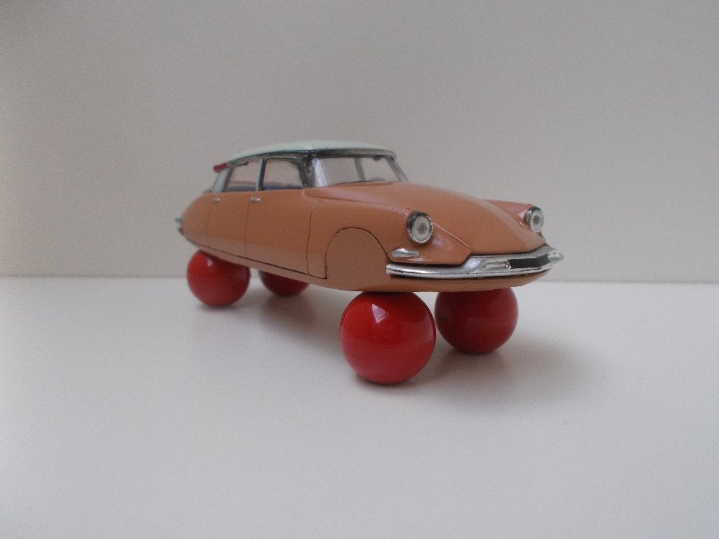 6113 Citroën ID 19 Sur Ballons Universal Hobbies 1:43, Ophalen of Verzenden, Gebruikt, Auto, Universal Hobbies