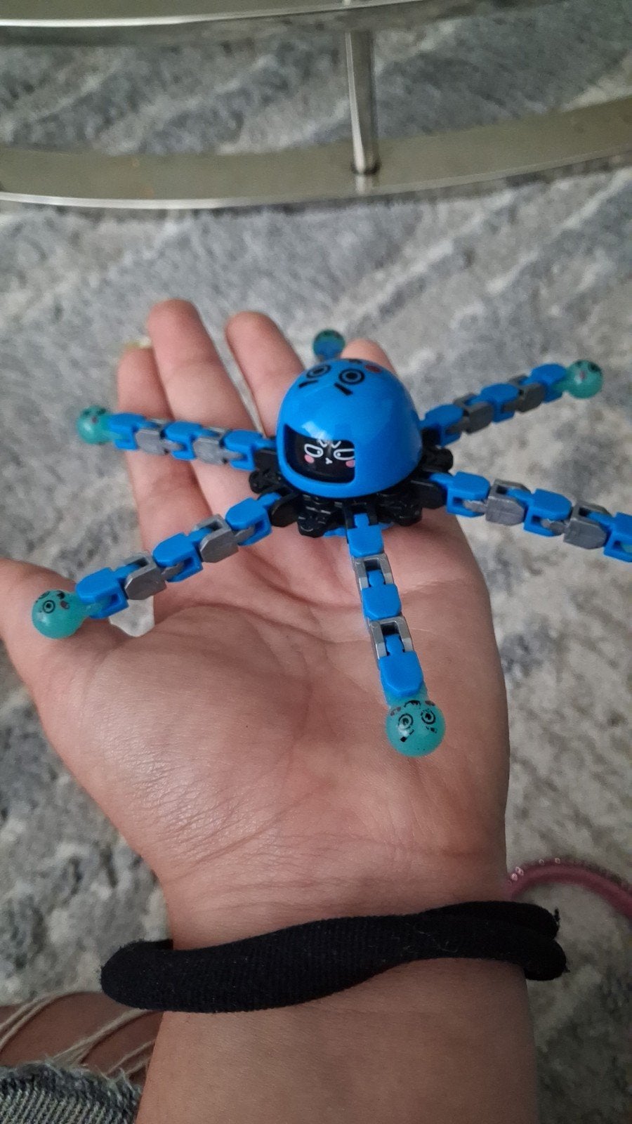 Spinnen fidget, Bijen