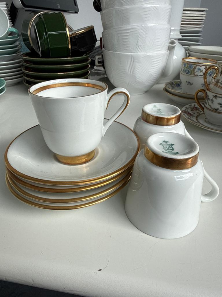 Rheinplatz Germany Hartporzellan Servies: 4 Schotels, 3 Kopj, Huis en Inrichting, Keuken | Servies, Gebruikt, Kop(pen) en/of Schotel(s)