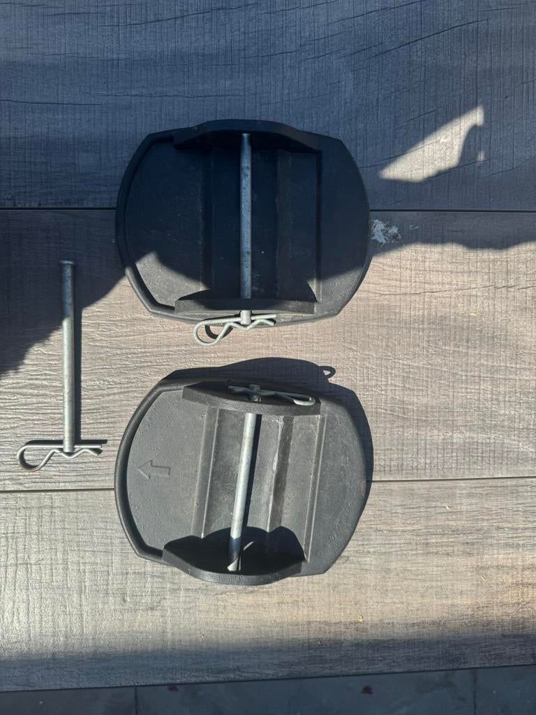 2 bigfoots voor caravan steunen met extra pin, Caravans en Kamperen, Ophalen of Verzenden, Gebruikt