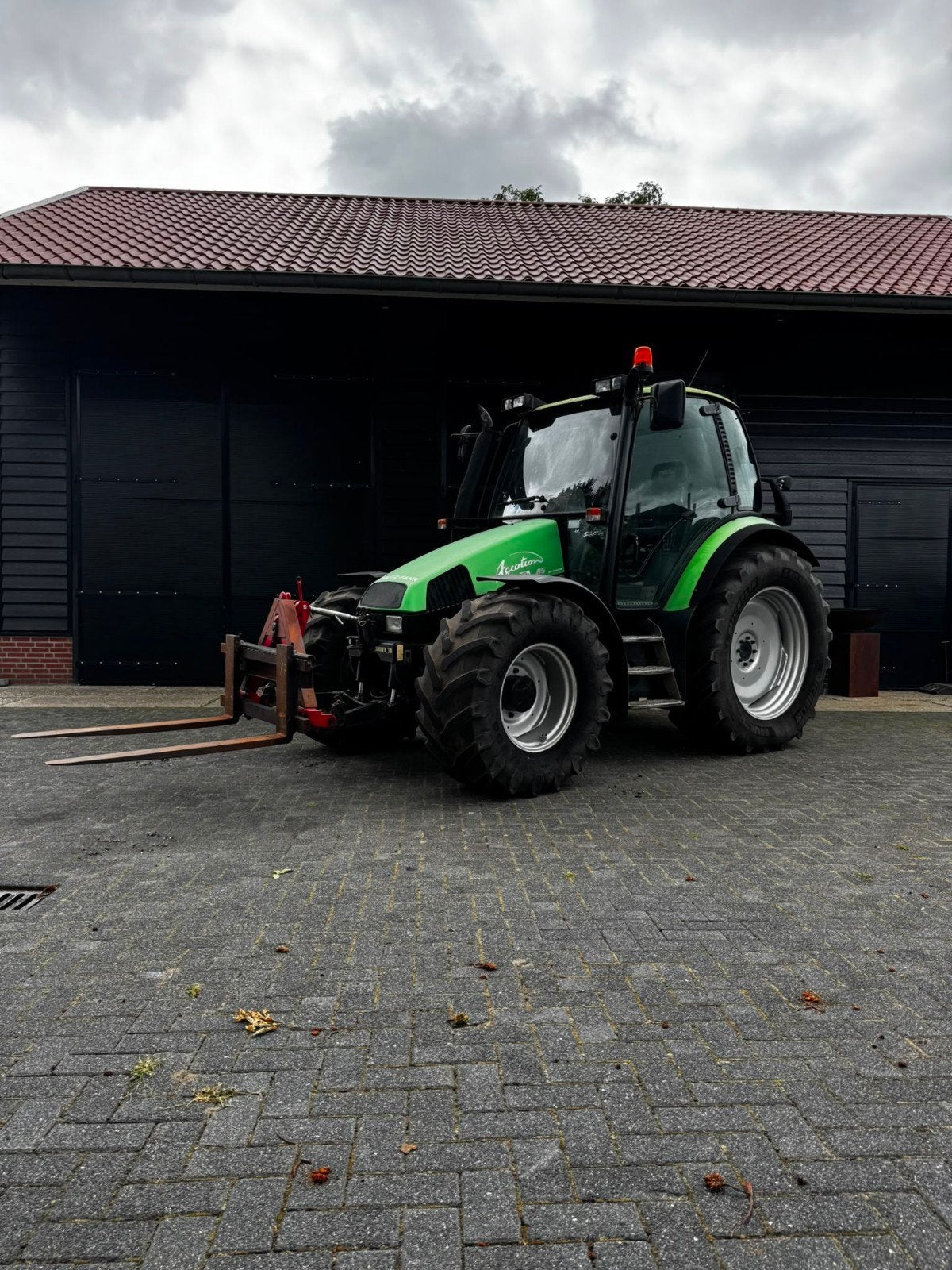 Deutz-Fahr Agrotron 85 - Bouwjaar 1998, Zakelijke goederen, Agrarisch | Tractoren, Ophalen, Gebruikt, Tot 80 Pk, Deutz - Fahr