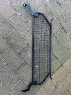 Toyota Auris ts hondenrek autorek model 2014-2019, Ophalen, Gebruikt