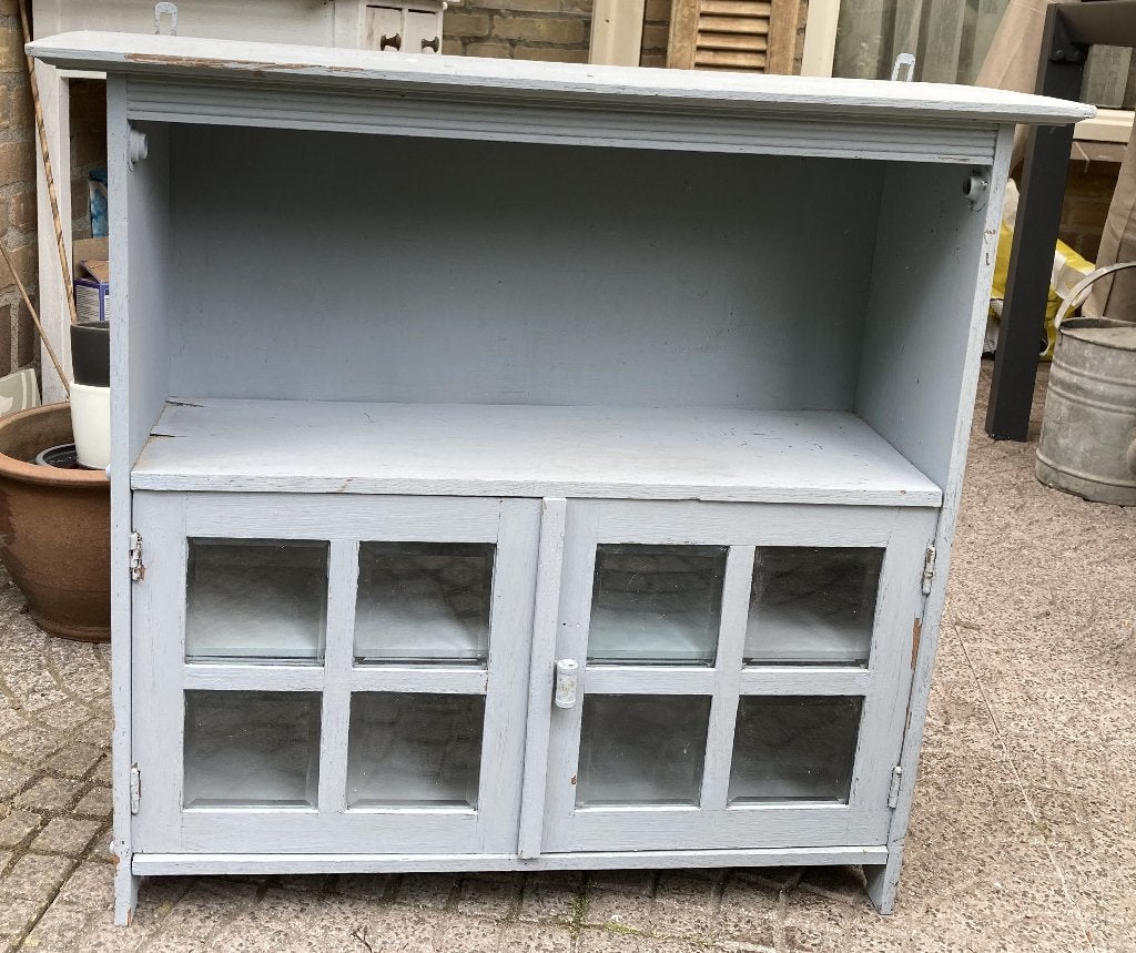 Brocante gijs houten kastje - hangkastje met 2 deurtjes, Ophalen