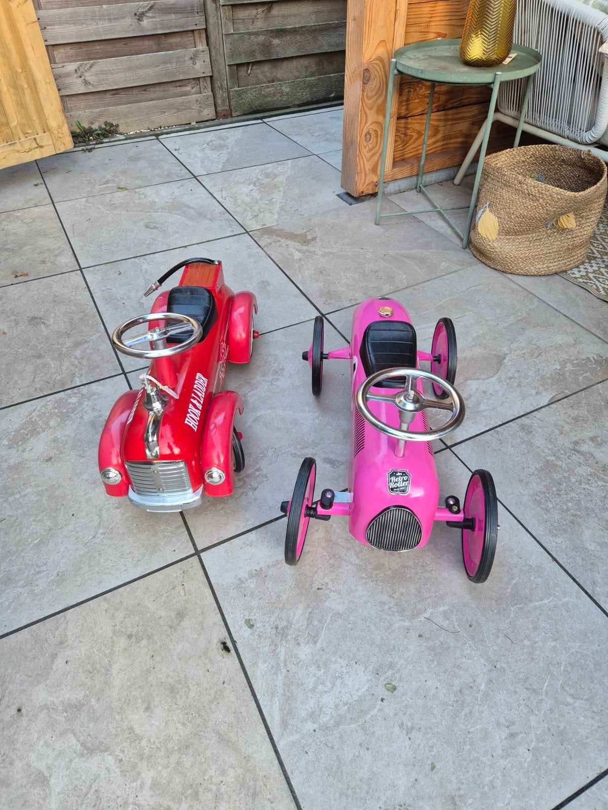 Prachtige Retro Metalen Loopauto’s – retro roller, Ophalen, Gebruikt, Loopvoertuig