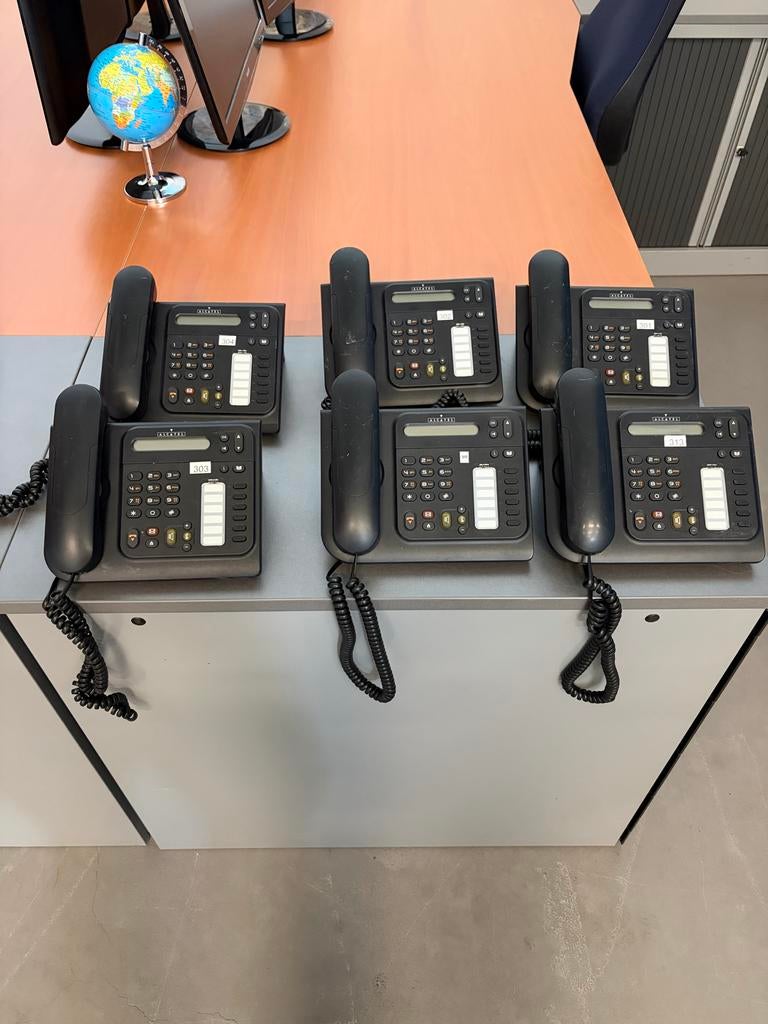 Alcatel 4019 Set International 1 Urban Grey telefoons, Ophalen of Verzenden, Gebruikt, 4 handsets of meer