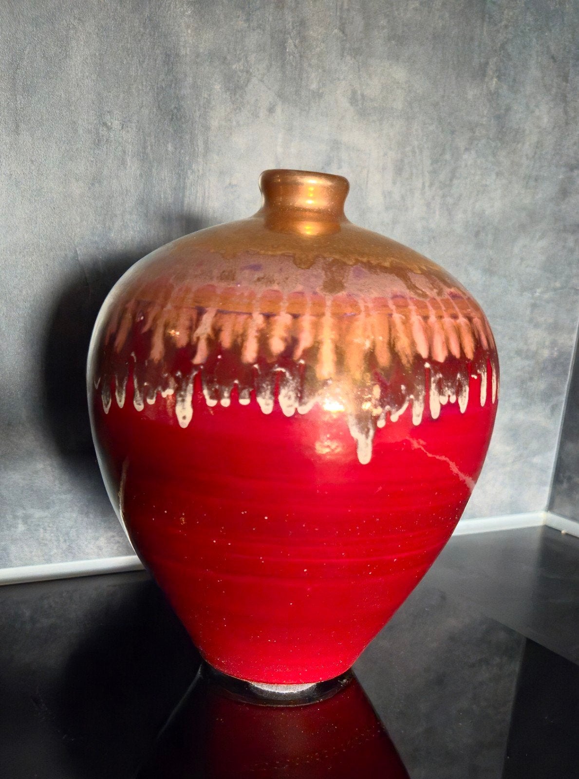 Rode siervaas, Ophalen of Verzenden, Rood, Steen/keramiek, 17 cm