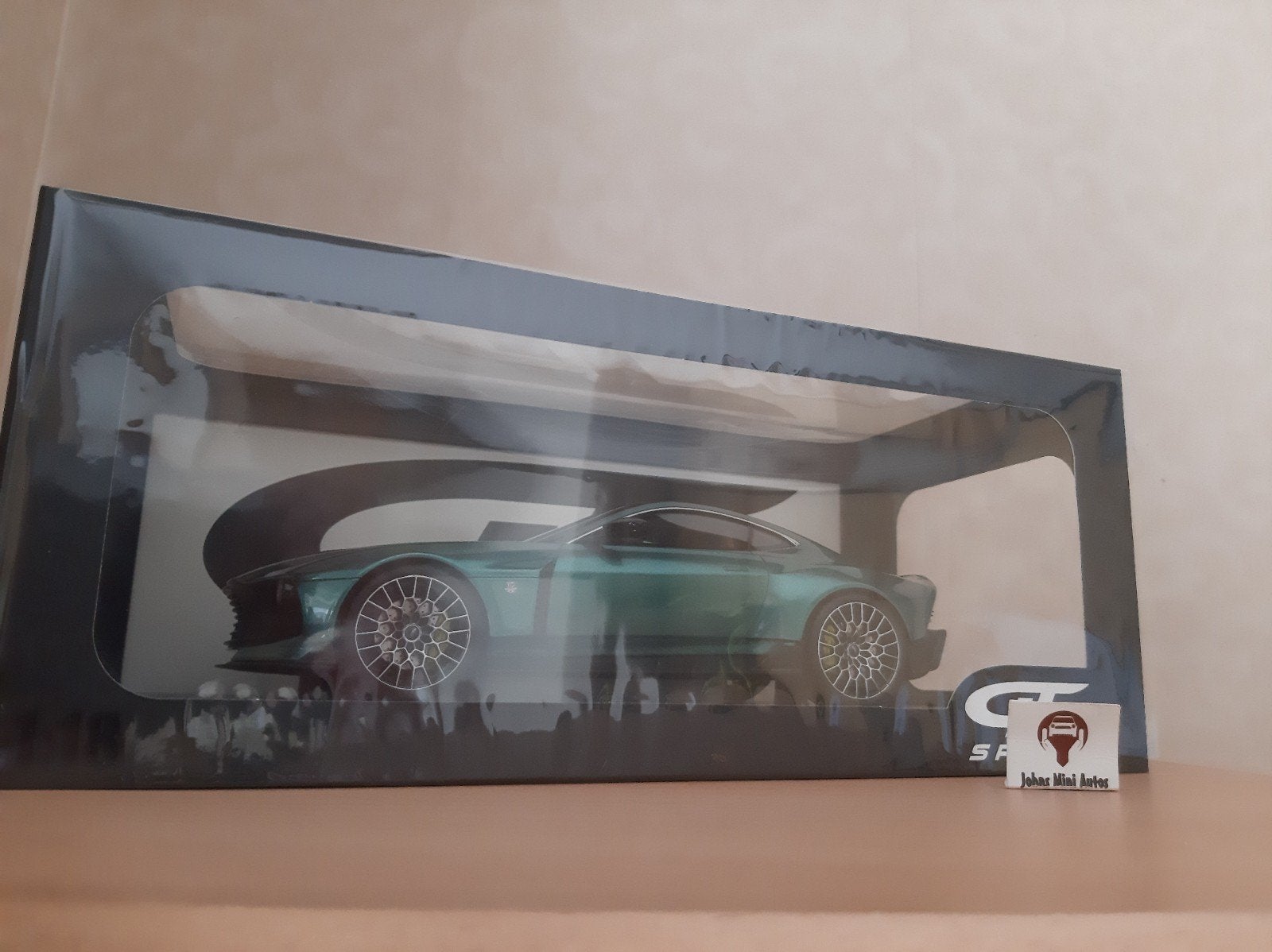 Aston Martin Valour 2024 Metallic Green GT480 GT Spirit 1:18, Overige merken, Auto, Nieuw, Ophalen of Verzenden