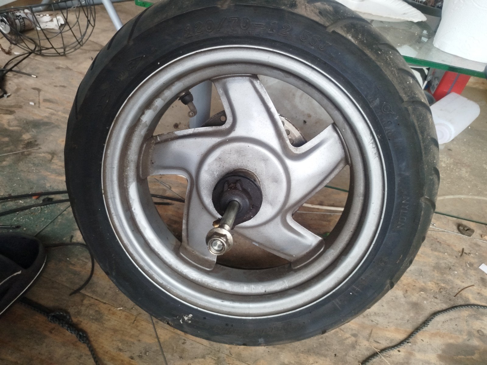 Scooterwiel met band 120/70-12, Ophalen of Verzenden, Gebruikt, Overige typen, Overige merken