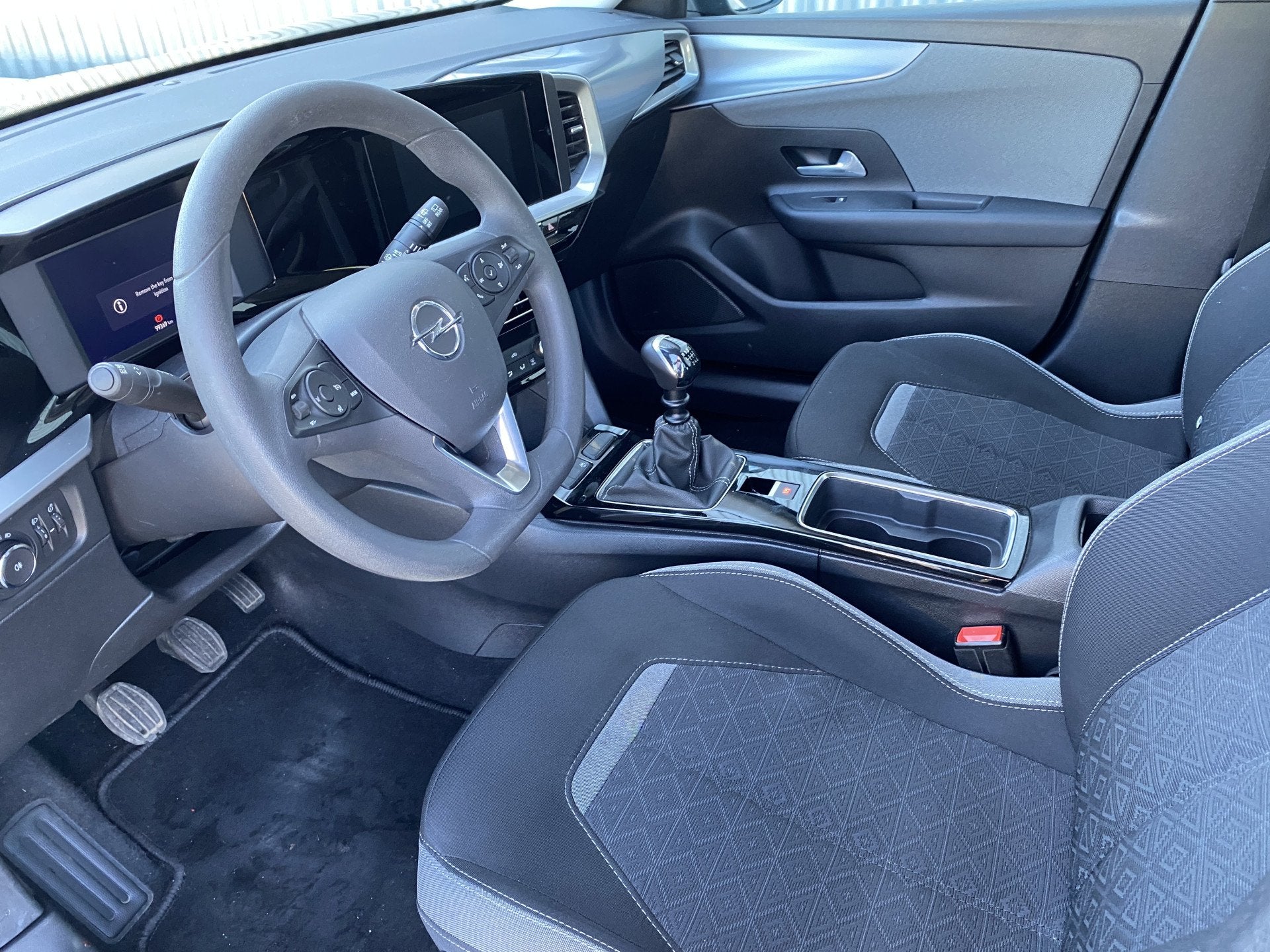 Opel Mokka 1.2 Business Elegance 99Dkm. Digitale Cockpit, A/, Voorwielaandrijving, Gebruikt, Euro 6, 1199 cc