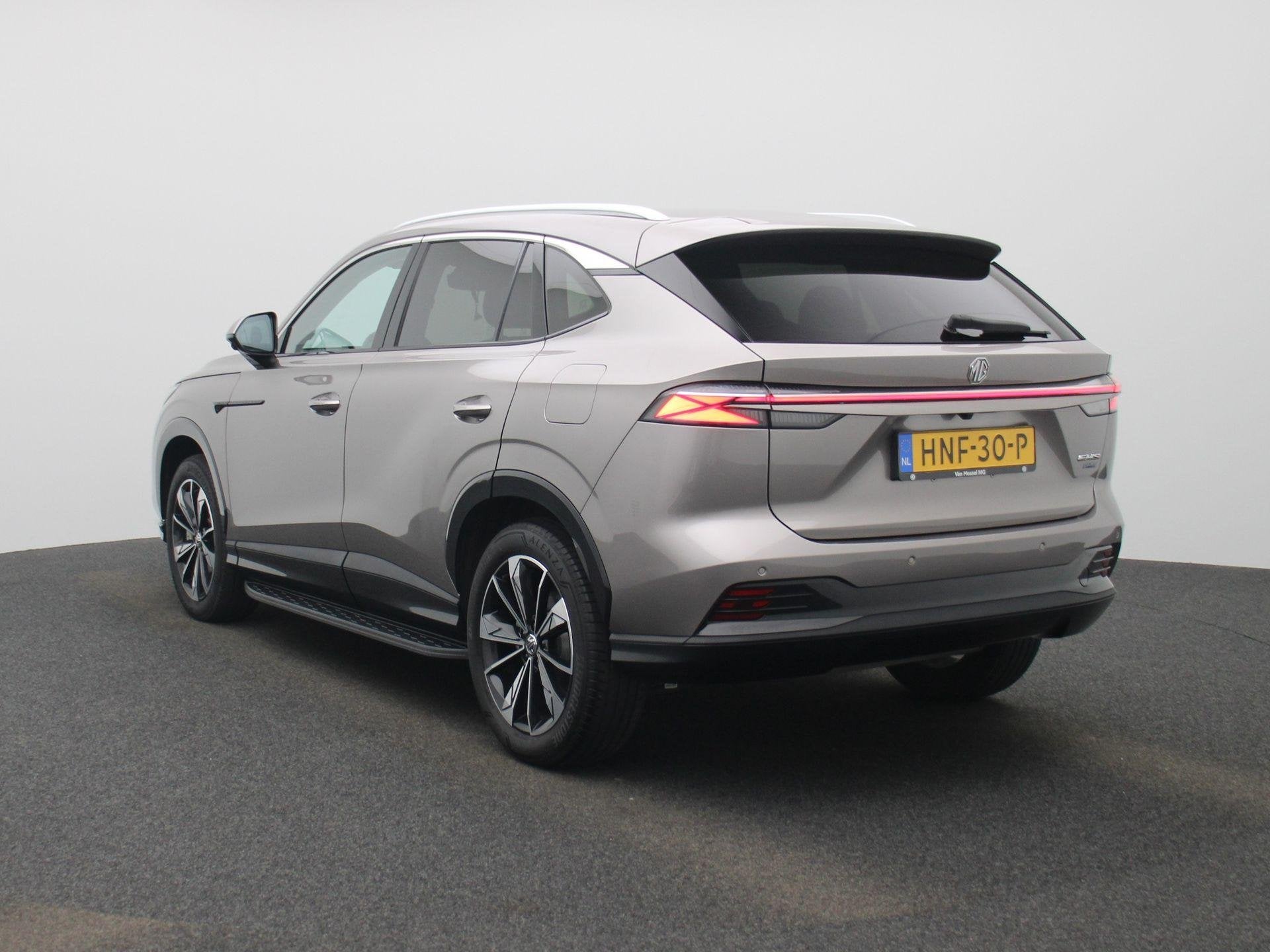 MG HS PHEV 1.5 272pk Aut. Luxury | 1e-Eig. | 100km Electrisc, Auto's, MG, 12 maanden, Stof, Gebruikt, 4 cilinders