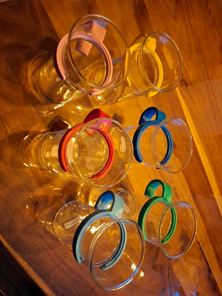 Bodum theeglazen met gekleurde handvatten, Ophalen, Zo goed als nieuw