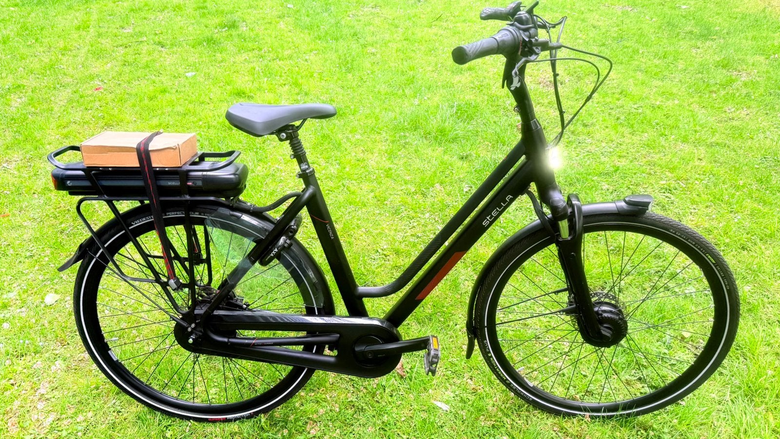Mooie goede Elektrische fiets Stella Vicenza 53cm 8 speed, 51 tot 55 cm, Ophalen, Zo goed als nieuw, Overige merken