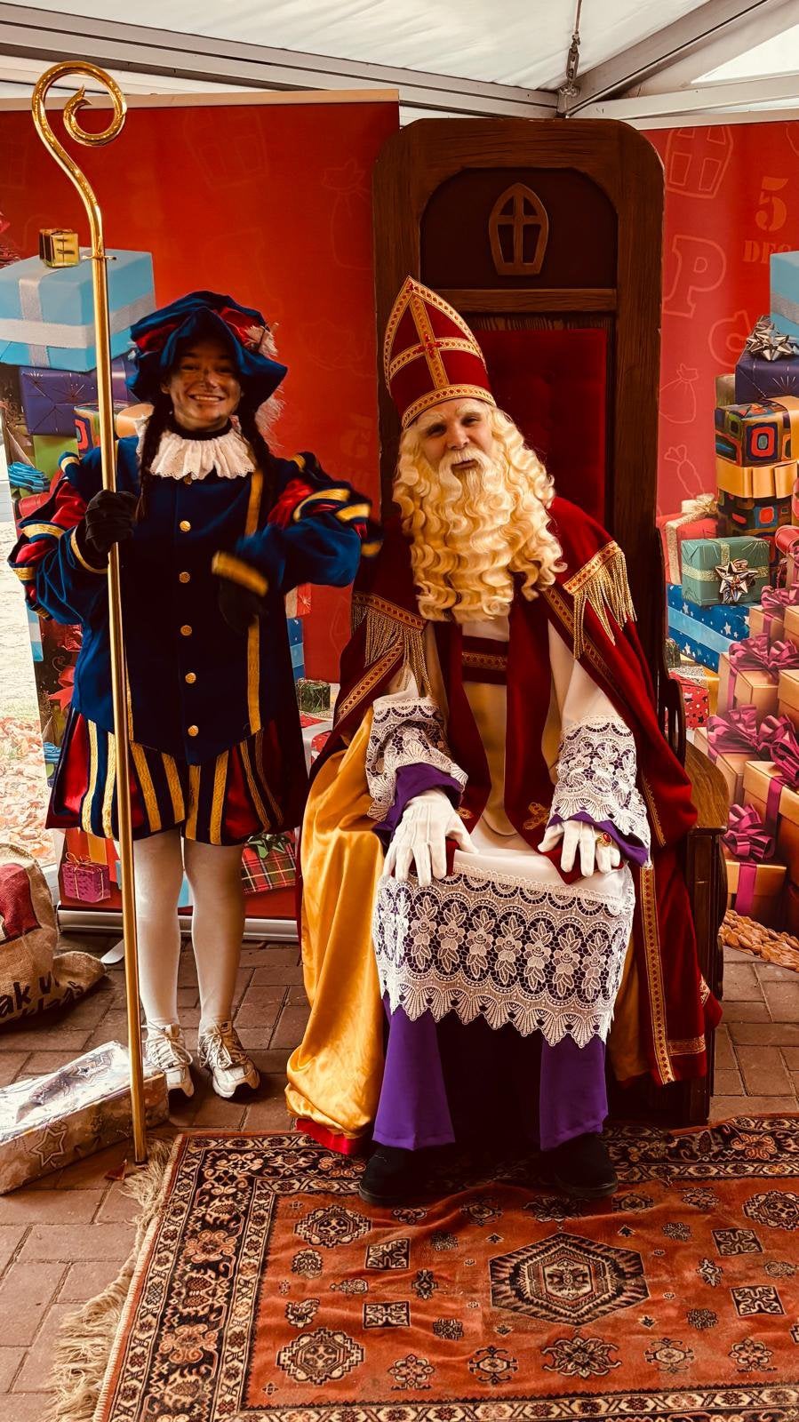 Sinterklaas & Piet op bezoek!