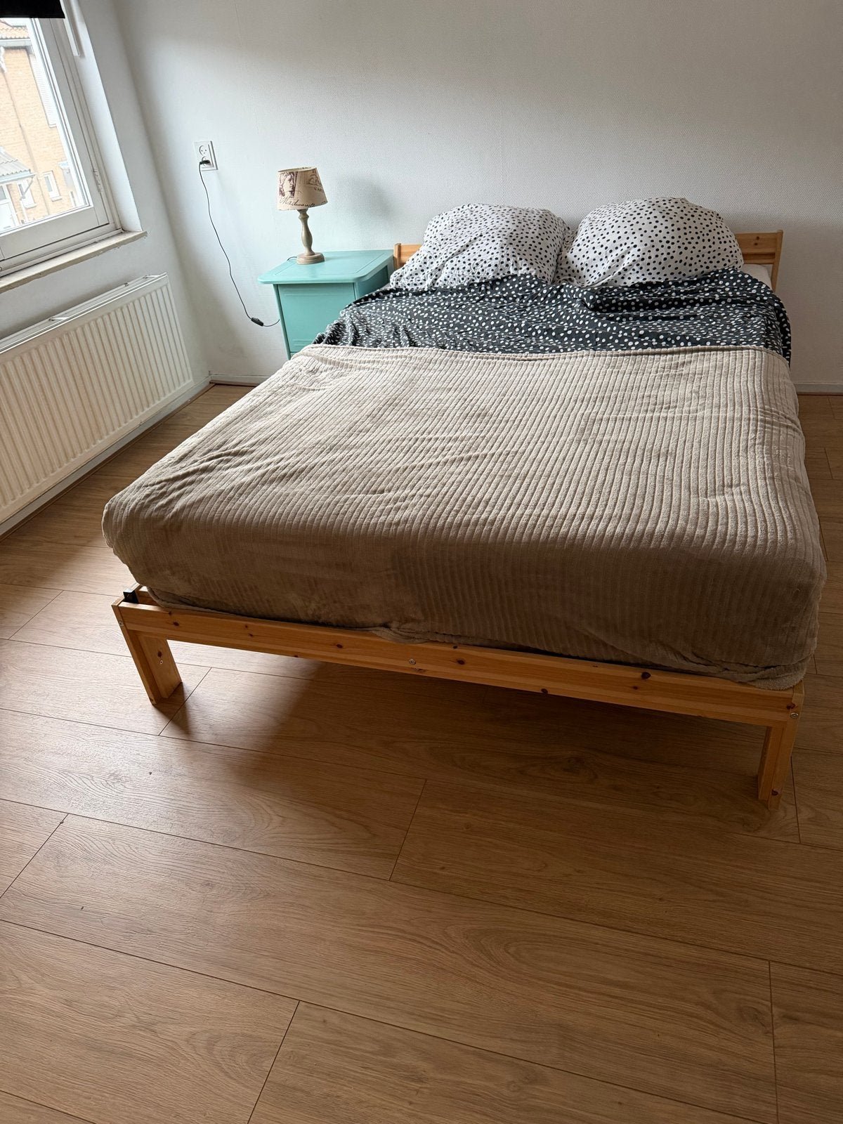 IKEA NEIDEN tweepersoonsbed met lattenbodem en matras, Huis en Inrichting, Ophalen, Overige kleuren, Tweepersoons, 140 cm