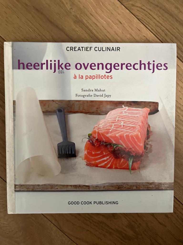 Heerlijke ovengerechtjes à la papillotes - Sandra Mahut, Hoofdgerechten, Ophalen of Verzenden, Zo goed als nieuw, Gezond koken