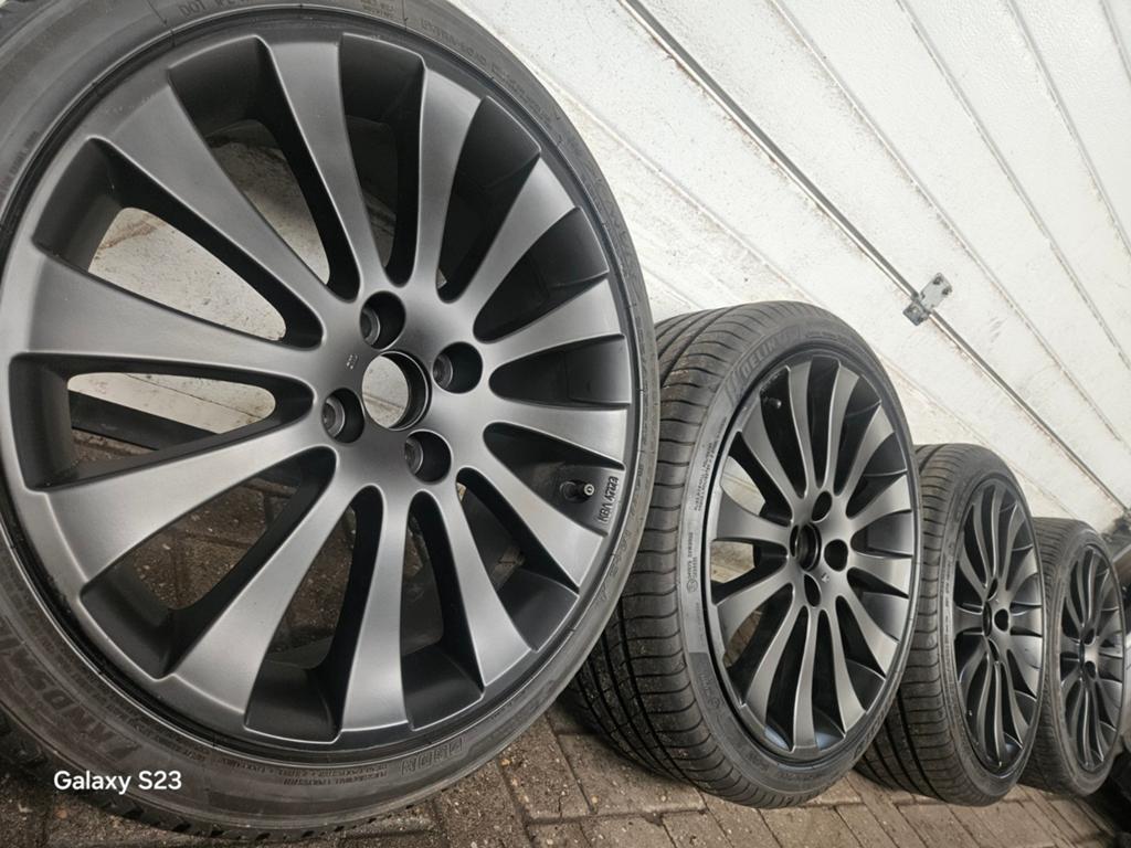 17 originele velgen banden 4x100 Suzuki Swift Toyota Yaris, Ophalen of Verzenden, Gebruikt