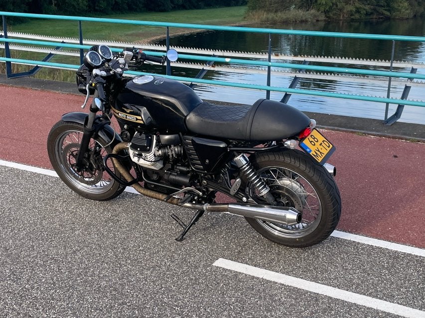 Moto Guzzi V7 Classic Cafe Racer, Motoren, 2 cilinders, Particulier, Meer dan 35 kW, Overig