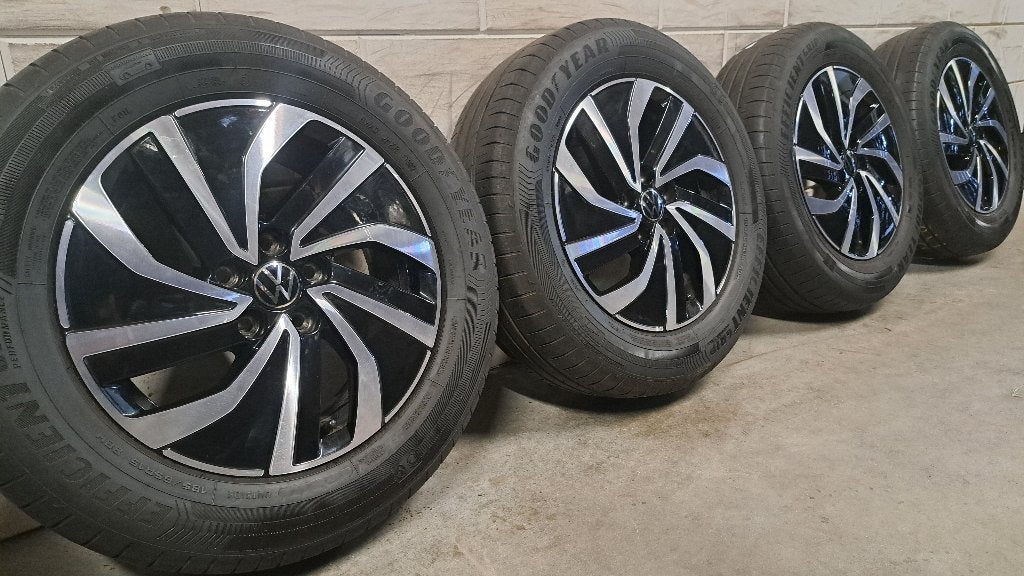 Bi-color velgen Polo Skoda Fabia Rapid Seat Ibiza 185/65/15, Auto-onderdelen, Banden en Velgen, Gebruikt, 15 inch, Banden en Velgen
