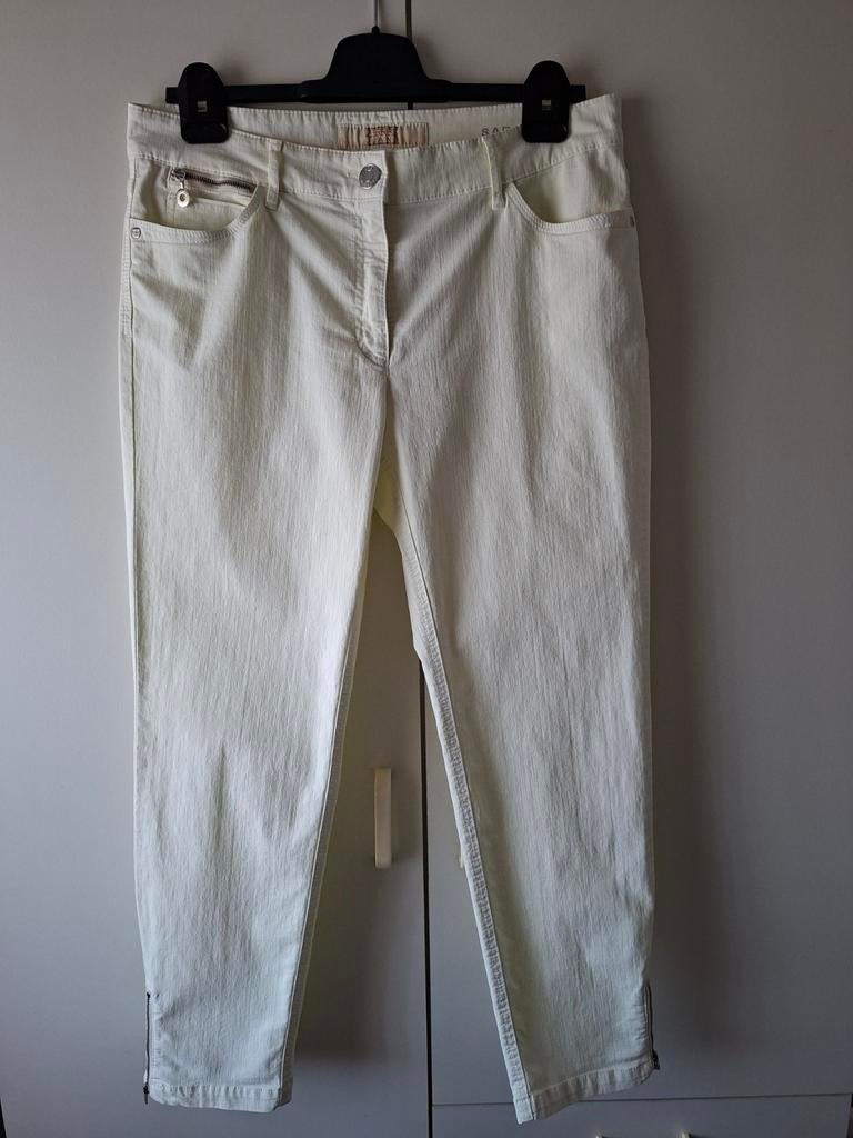 Zerres jeans Sara . Zo goed als nieuw ., Maat 38/40 (M), Beige, Ophalen of Verzenden, Zo goed als nieuw