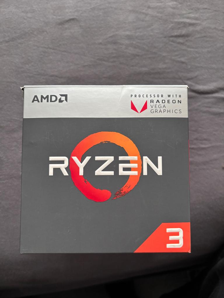 AMD Ryzen 3 2200G Processor met Radeon Vega Graphics, Computers en Software, Processors, Ophalen of Verzenden, Gebruikt, 4-core