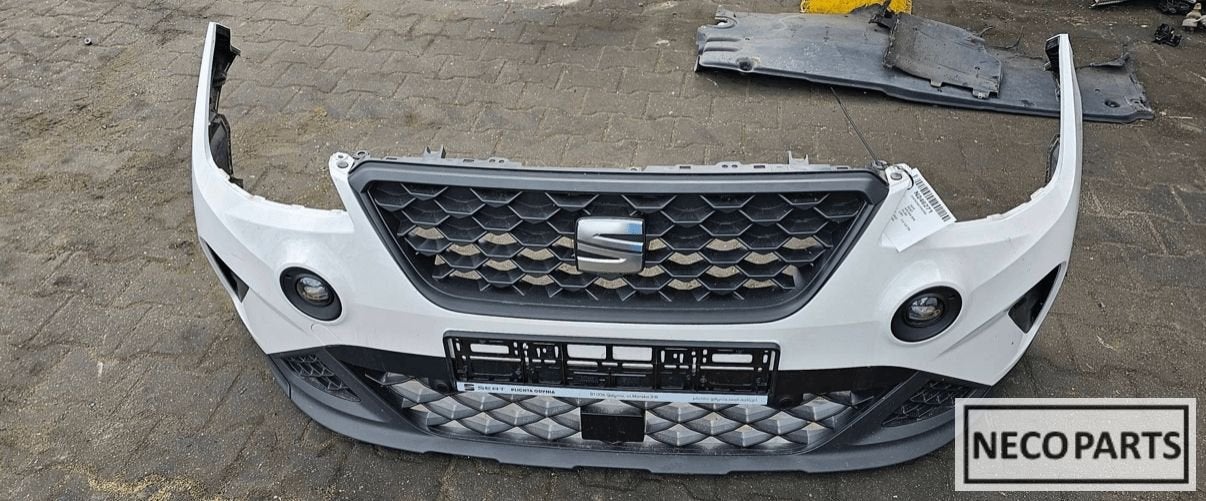 SEAT ARONA 6F9 VOORBUMPER LB9A ORIGINEEL ALLES LEVERBAAR, Gebruikt, -, Ophalen of Verzenden, Achter