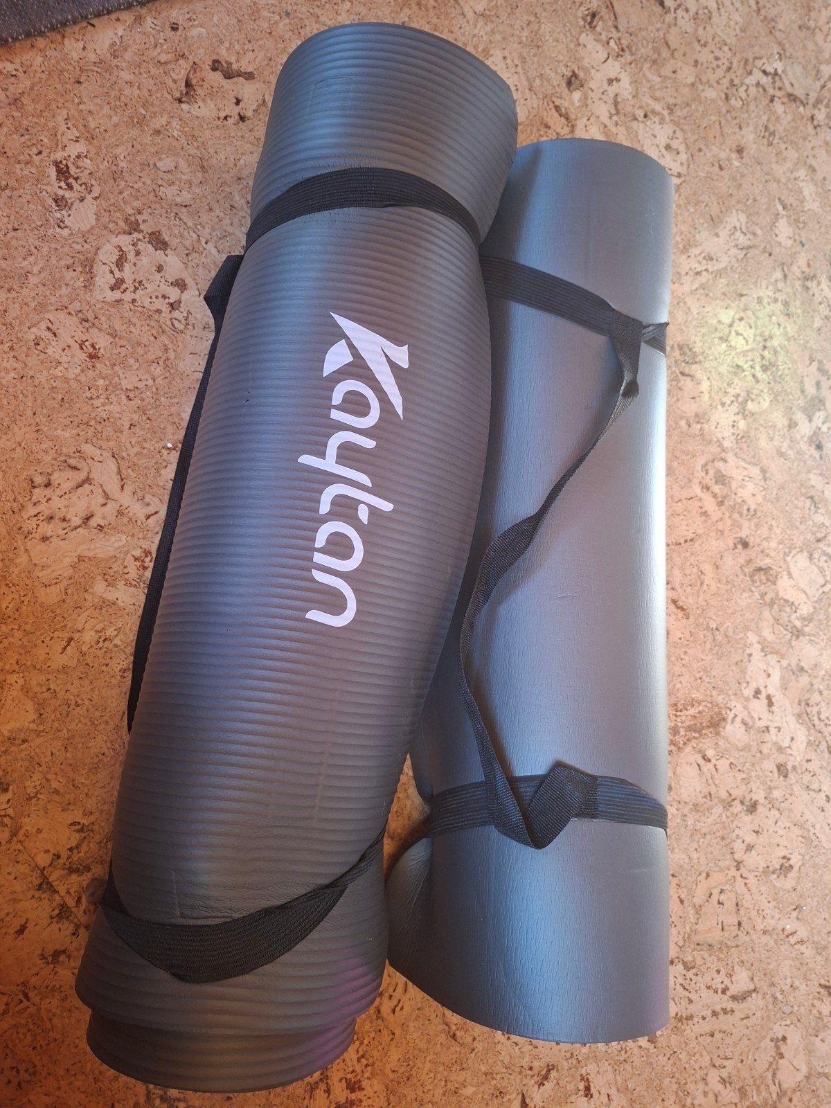 2 yoga matjes, Ophalen, Zo goed als nieuw, Yogamat