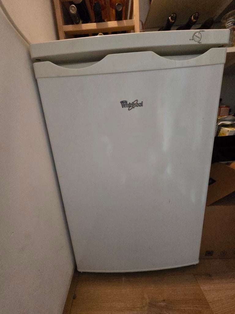 Vriezer whirlpool 4 laden tafelvriezer, Ophalen, Gebruikt, Minder dan 60 cm