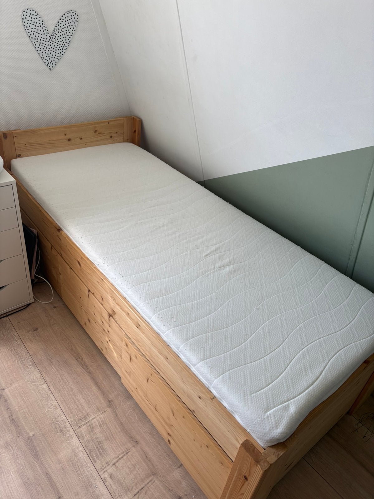 Bed 190x80 met veel opbergruimte, Ophalen, Gebruikt, 190 cm of minder, 80 cm