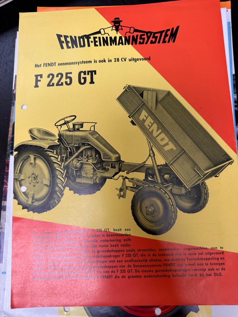 Oude Fendt Einmannsysteem F 225 GT folder jaren '60, Ophalen of Verzenden, Zo goed als nieuw