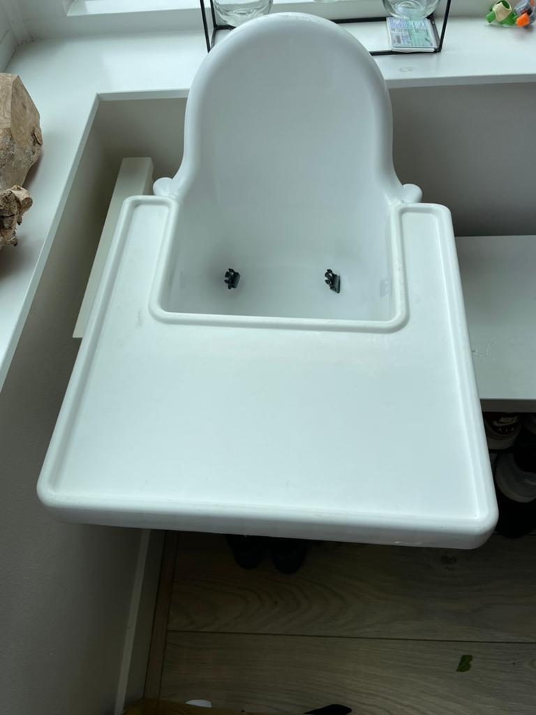 Ikea kinderstoel met blad, Ophalen, Zo goed als nieuw