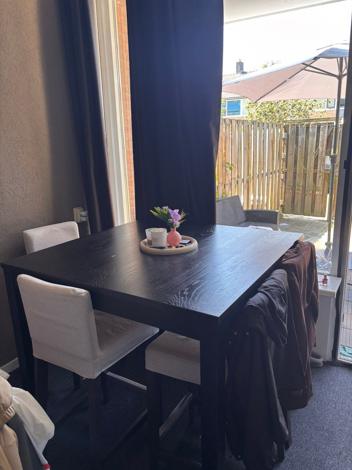 Eet tafel, Tuin en Terras, Tuinsets en Loungesets, Ophalen of Verzenden, Zo goed als nieuw