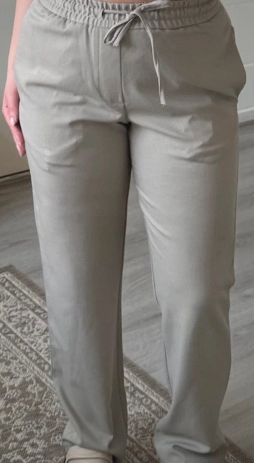 Zara salie groen pantalon met elastische taille en zakken, Verzenden, Zo goed als nieuw, Maat 36 (S), Lang