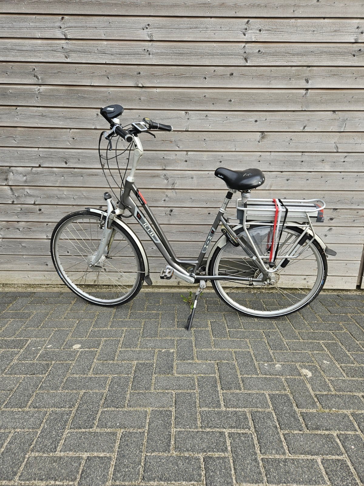 Rih Omega damesfiets elektrisch 49 inch, 47 tot 50 cm, Ophalen, Gebruikt, Overige merken