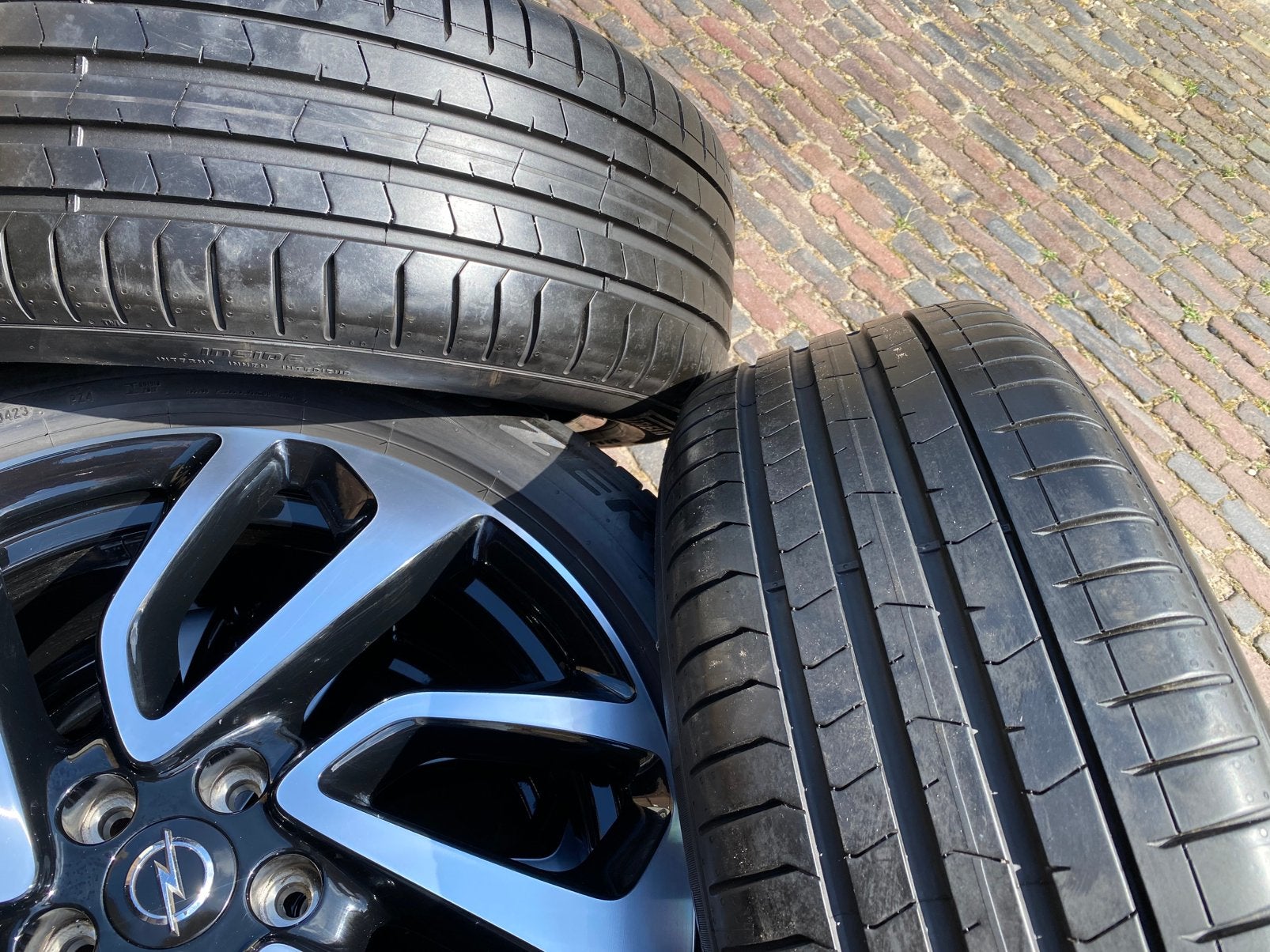 19” Opel Grandland X velgen + goede 235/50R19 Pirelli (7 mm), 19 inch, Banden en Velgen, Ophalen of Verzenden, 235 mm