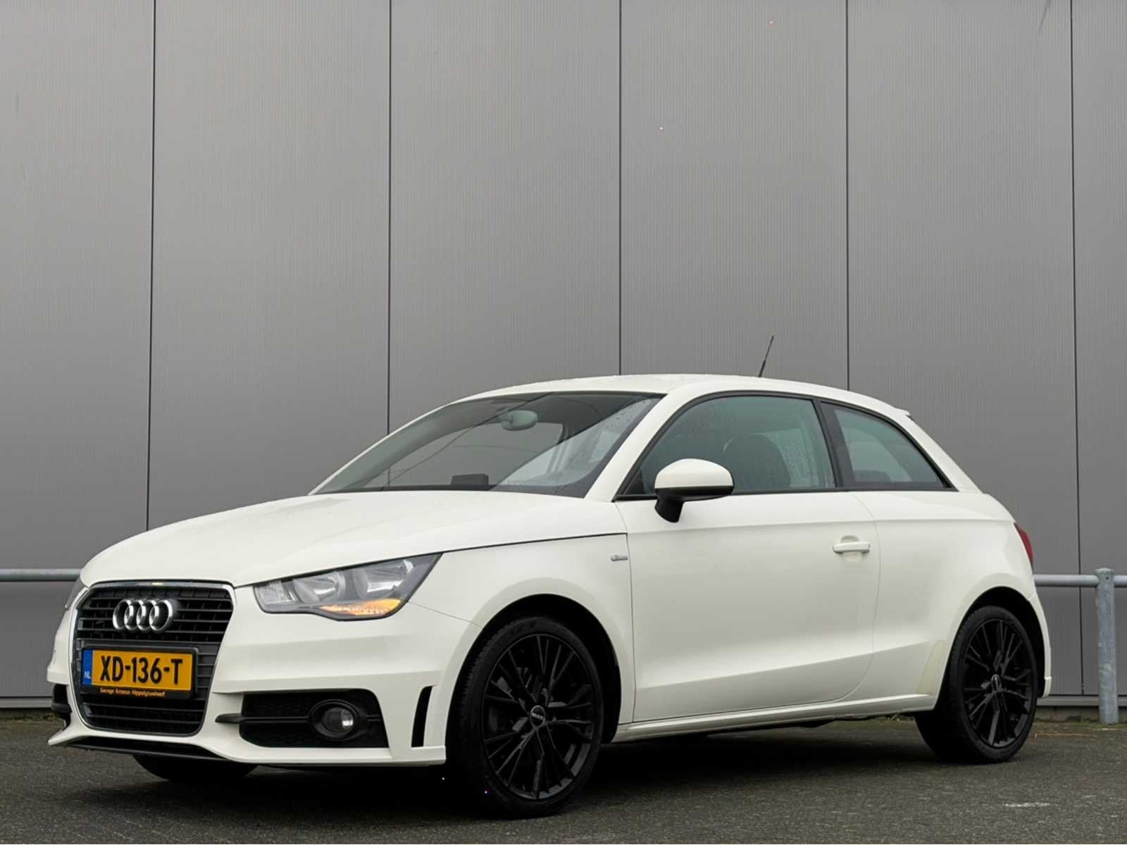 2010 Audi A1 1.4 automaat TFSI Attr. PL. Personenauto, Auto's, Euro 5, 4 cilinders, 4 stoelen, 1100 kg