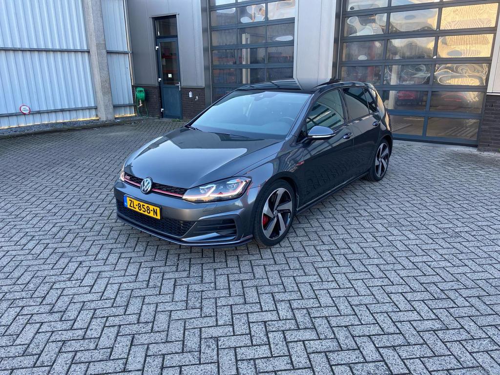 Volkswagen Golf 2.0 TSI 245pk 7-DSG 5D 2018 Grijs, Auto's, Volkswagen, 4 cilinders, 1984 cc, 1337 kg, 245 pk